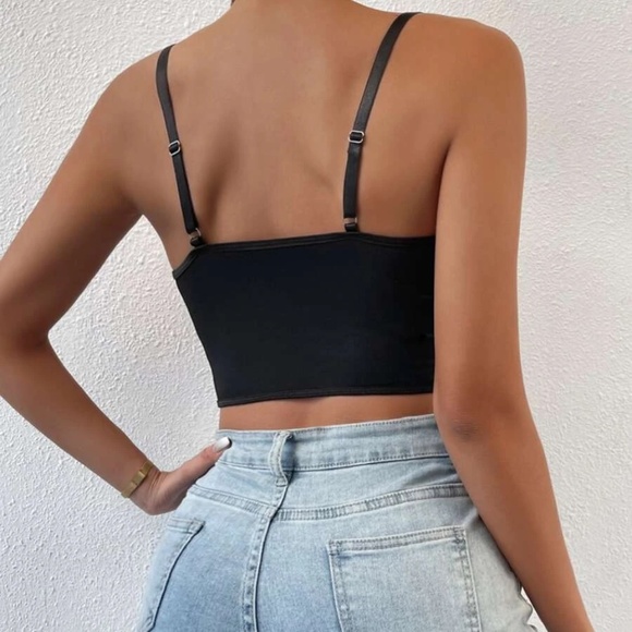 Luxe Floral Lace Corset Crop Top - Picture 15 of 15